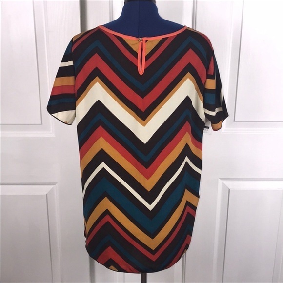 NWT Moa XL retro chevron‎ pattern hi/low hem short sleeve crew neck top - Picture 3 of 8